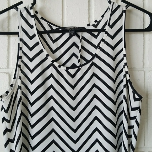 Express split back tank top - Picture 3 of 6